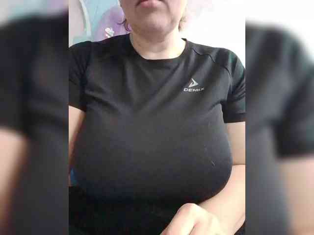 StacyMilk Live Webcam on BongaCams