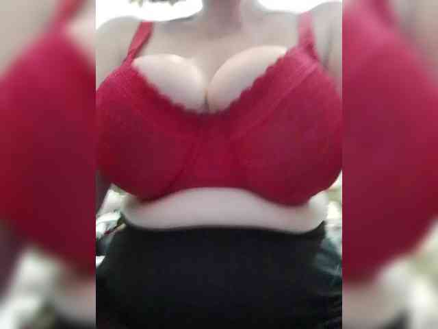 EVIL_TITS webcam