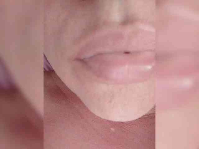 EVIL_TITS webcam
