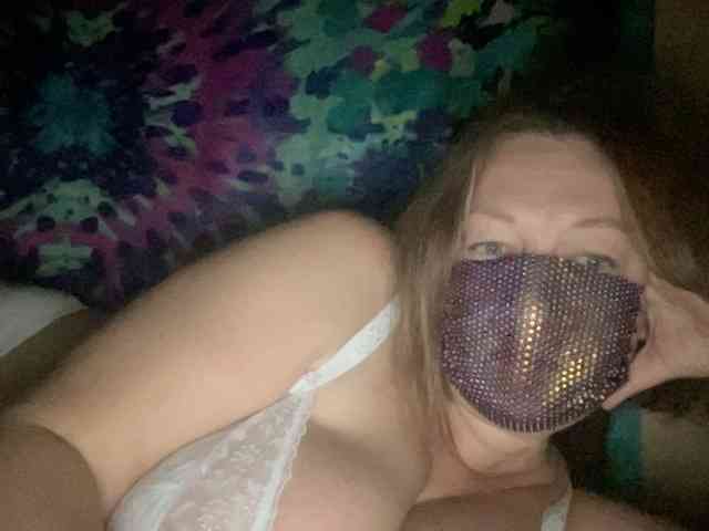 EVIL_TITS webcam