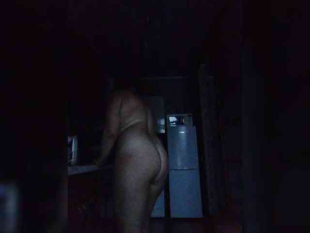 EVIL_TITS webcam