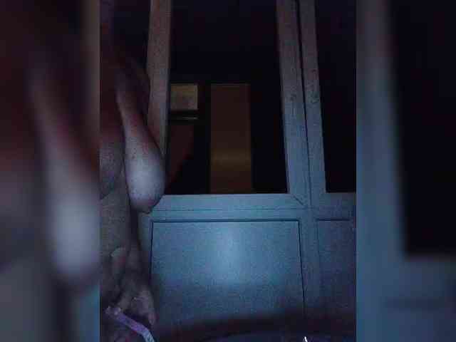 EVIL_TITS webcam