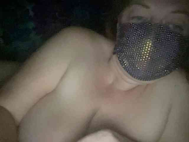 EVIL_TITS webcam