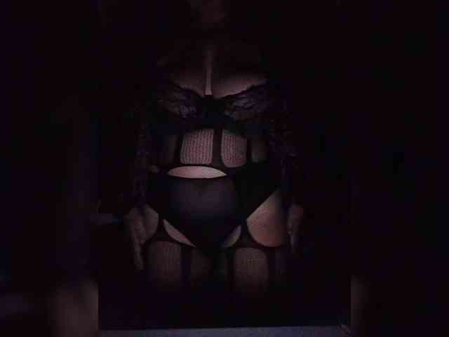 EVIL_TITS webcam