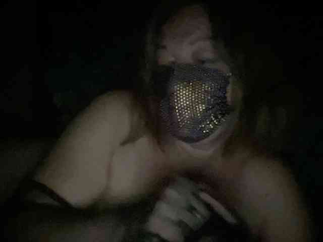 EVIL_TITS webcam