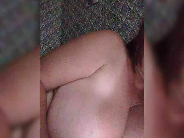 EVIL_TITS webcam