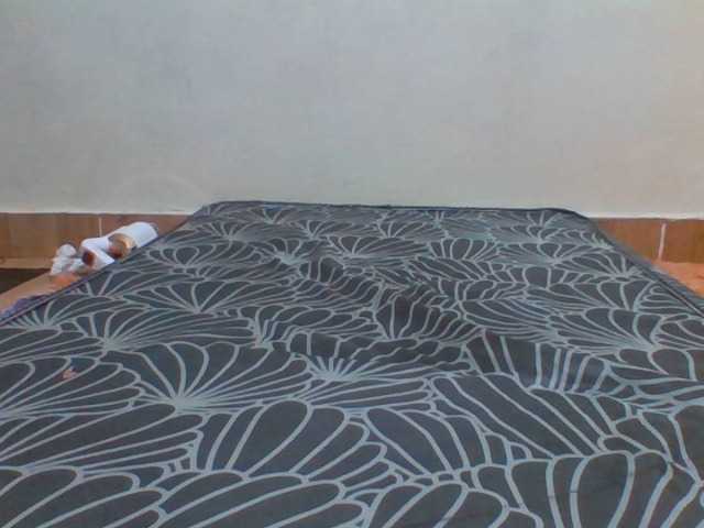 freaky-pinnah webcam bongacams model stream image