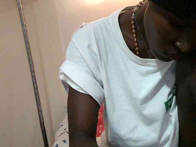 freaky-pinnah webcam