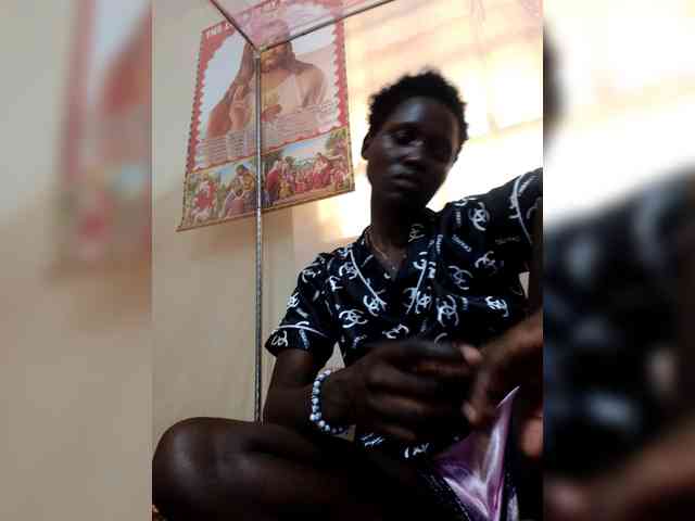 freaky-pinnah webcam