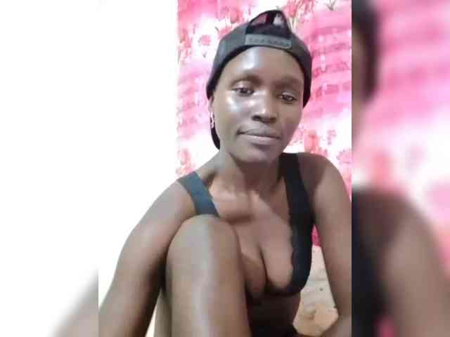 freaky-pinnah webcam