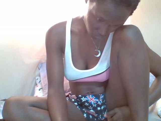 freaky-pinnah webcam