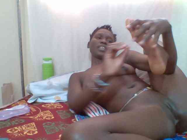 freaky-pinnah webcam