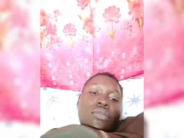 freaky-pinnah webcam