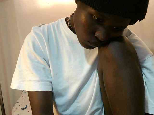 freaky-pinnah webcam