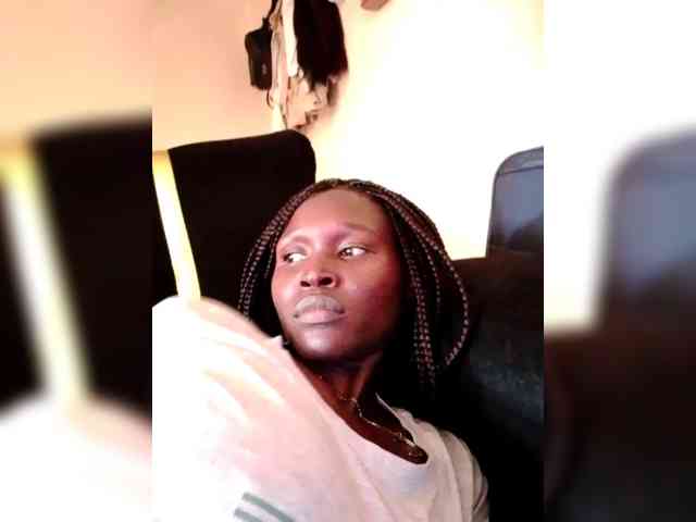 freaky-pinnah webcam