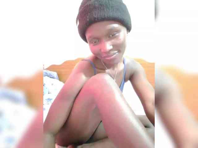 freaky-pinnah webcam