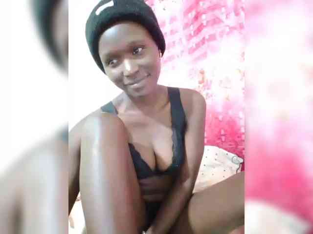 freaky-pinnah webcam