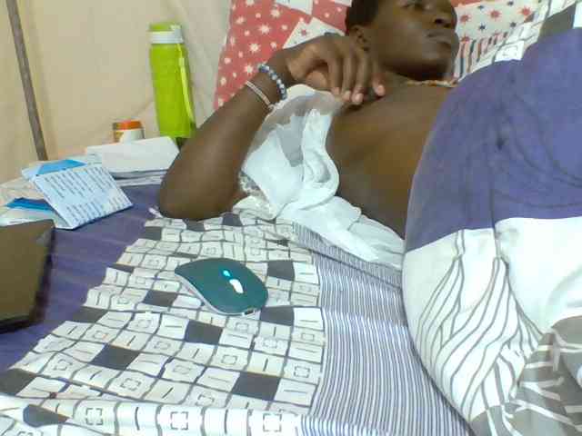 freaky-pinnah webcam