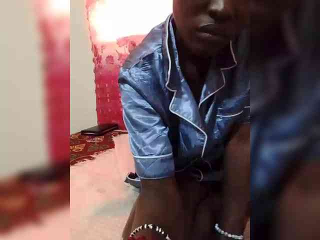 freaky-pinnah webcam