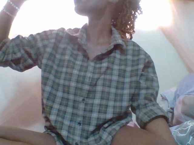 freaky-pinnah webcam