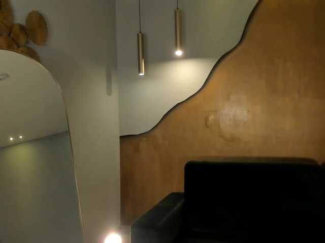 JadeEvans's BongaCams show and profile