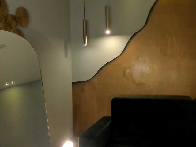 JadeEvans's BongaCams show and profile