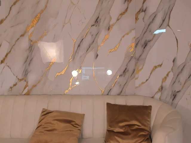 JadeEvans's BongaCams show and profile