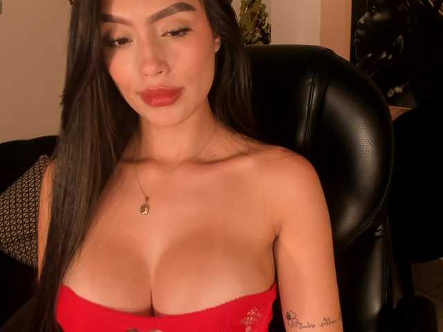 JadeEvans's BongaCams show and profile