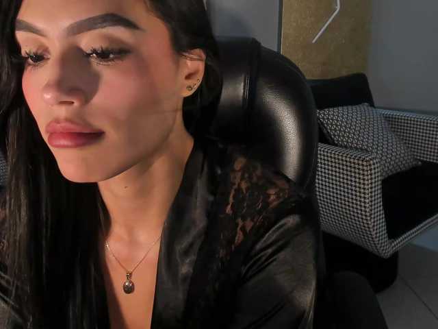 JadeEvans's BongaCams show and profile