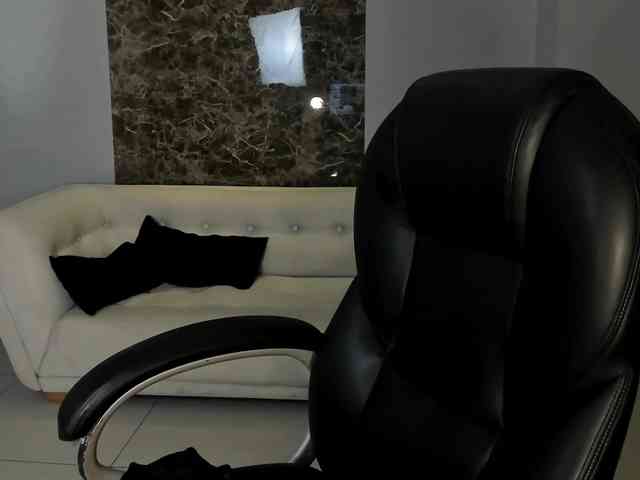 JadeEvans Live Webcam on BongaCams