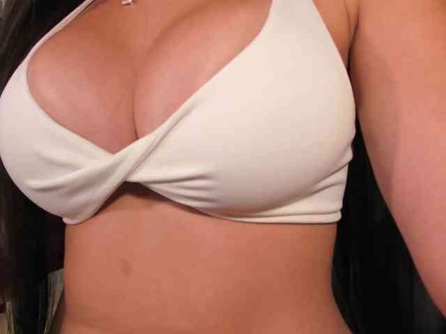 JadeEvans webcam