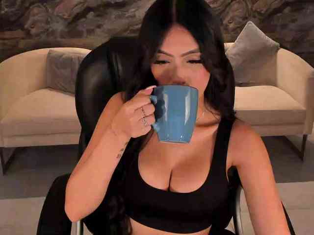 JadeEvans webcam
