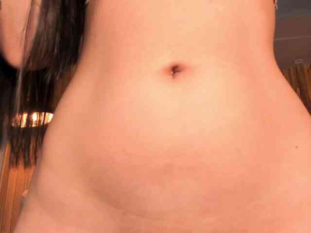 JadeEvans webcam