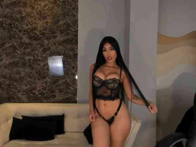 JadeEvans webcam