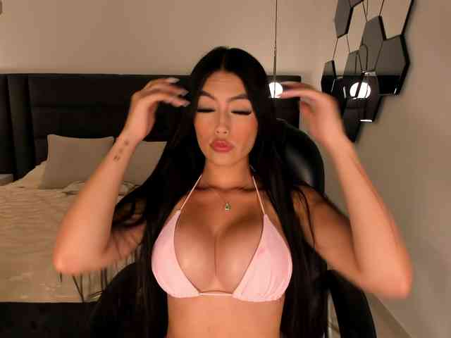 JadeEvans webcam