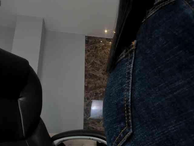 JadeEvans webcam