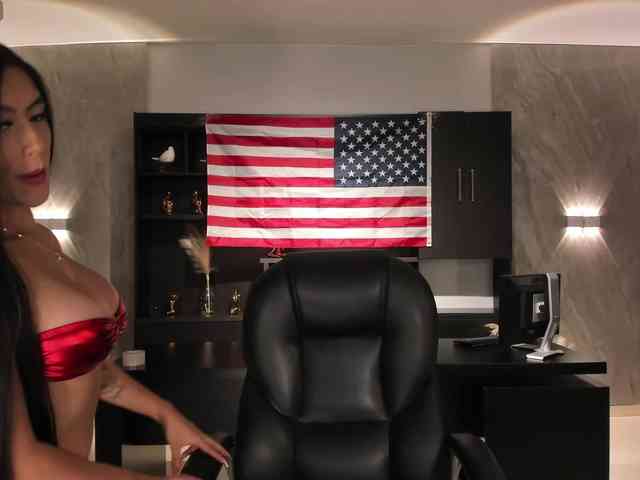 JadeEvans webcam