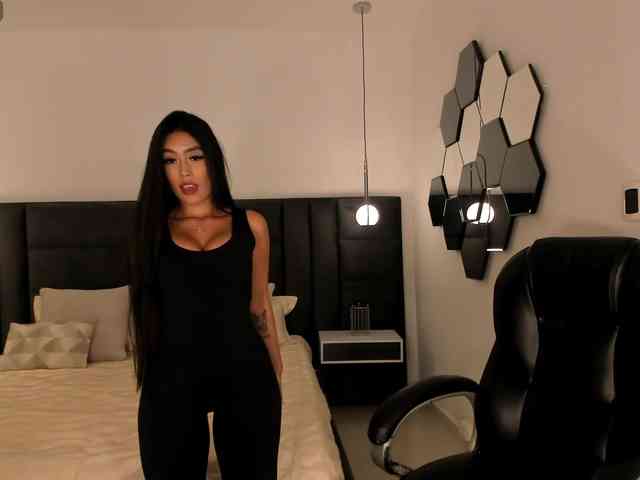 JadeEvans webcam