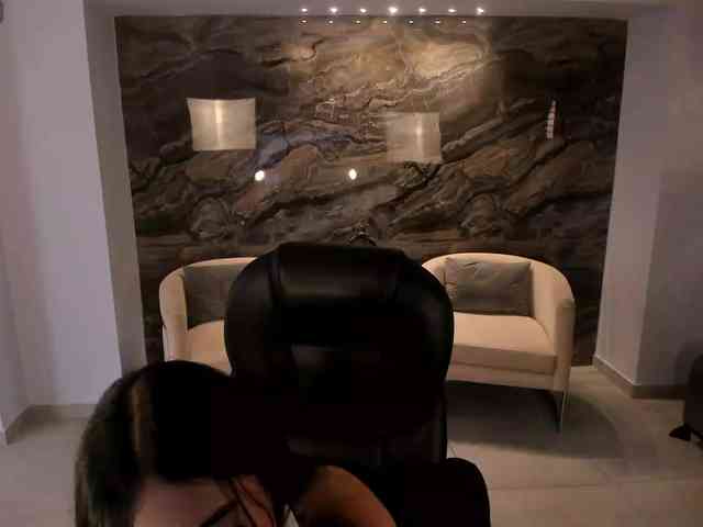 JadeEvans webcam