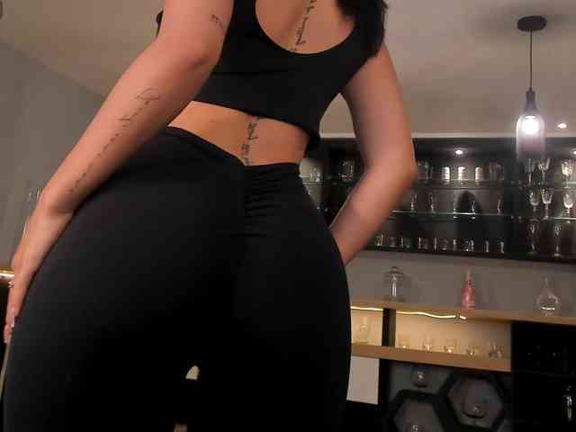 JadeEvans webcam