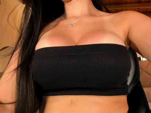 JadeEvans webcam