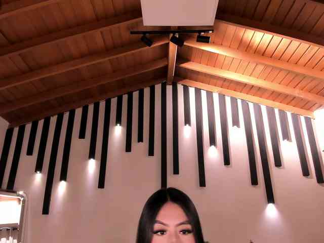 JadeEvans webcam