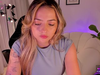 AmyWoods Porn Show