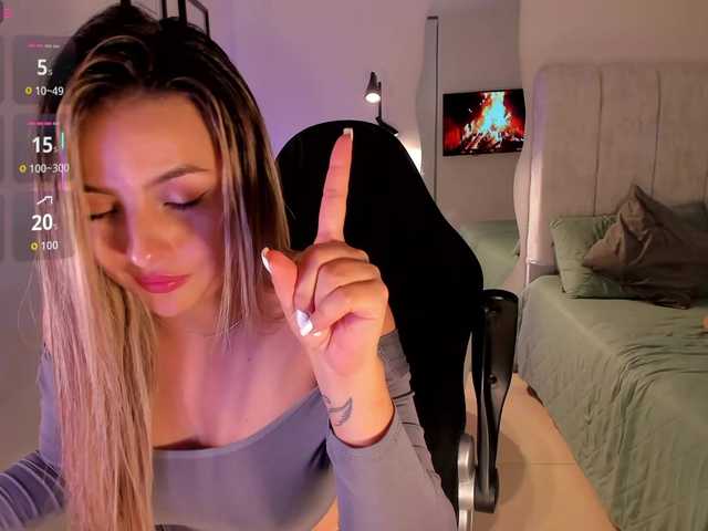 AmyWoods's BongaCams show and profile