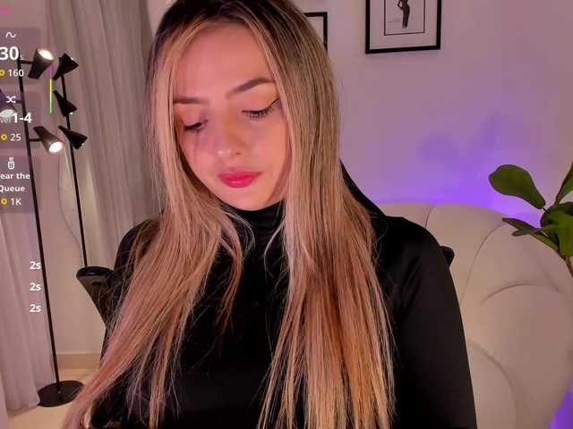AmyWoods's BongaCams show and profile