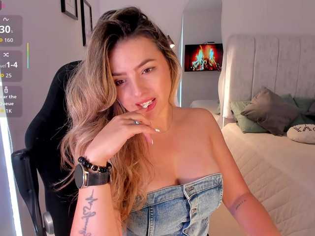 AmyWoods's BongaCams show and profile