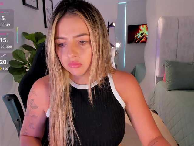 AmyWoods's BongaCams show and profile