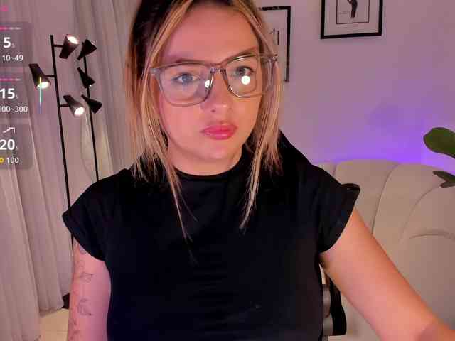 AmyWoods webcam