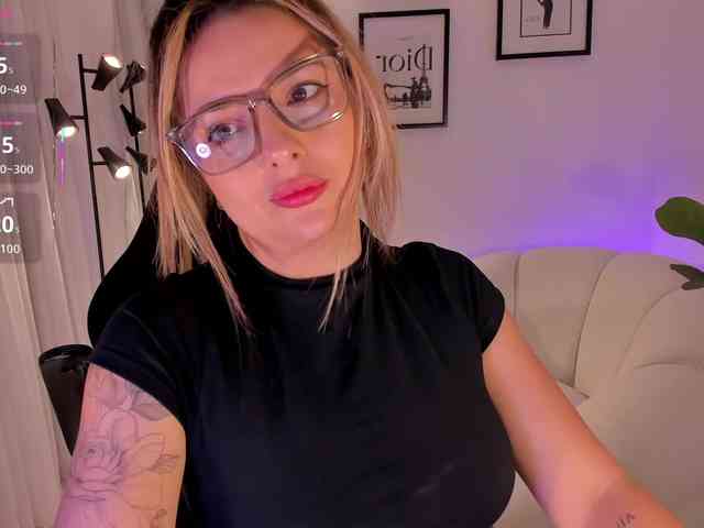 AmyWoods webcam