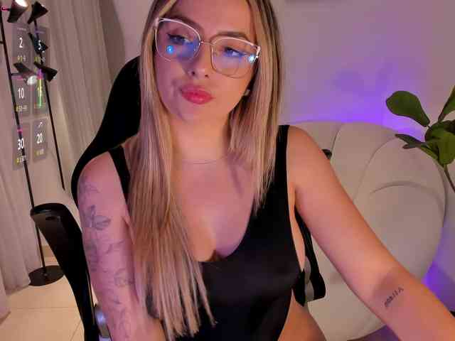 AmyWoods webcam